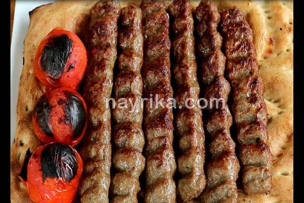 کباب کوبیده, کباب کوبیده رستورانی, ادویه مخصوص کباب کوبیده, طرز تهیه کباب کوبیده خانگی, چرا کباب کوبیده سفت می شود, برای آبدار شدن کباب کوبیده, طرز تهیه کباب کوبیده در فر, گوشت کباب کوبیده, برای آبدار شدن کباب کوبیده, طرز تهیه کباب کوبیده بناب, کباب, عکس کباب, عکس کباب کوبیده