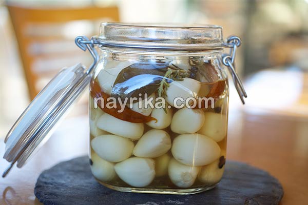سیر ترشی, طرز تهیه سیر ترشی خانگی, محل نگهداری سیر ترشی, طرز تهیه سیر ترشی شمالی فوری, طرز تهیه سیر ترشی سفید رنگ, طرز تهیه سیر ترشی با سرکه قرمز, سیر ترشی فوری با رب انار, سیر ترشی حبه ای, خواص سیر ترشی ۲۰ ساله, خواص سیر ترشی از نظر طب سنتی, خواص سیر ترشی برای کودکان, خواص سیر ترشی در بارداری, سیر ترشی فشار خون, طرز تهیه سیر ترشی با رب انار, خواص سیر ترشی بیست ساله, خواص سیر ترشی ۲۰ ساله, سیر ترشی خانگی