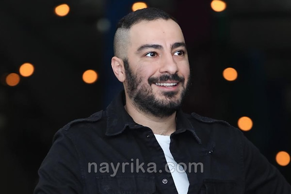 نوید محمدزاده, بیوگرافی نوید محمدزاده, نوید محمدزاده و همسرش, ازدواج نوید محمدزاده, بهترین فیلم های نوید محمدزاده, شخصیت نوید محمدزاده, تحصیلات دانشگاهی نوید محمدزاده, خواهر نوید محمدزاده, دستگیری نوید محمدزاده, دستمزد نوید محمدزاده, نوید محمدزاده اینستاگرام, جدیدترین عکس نوید محمدزاده
