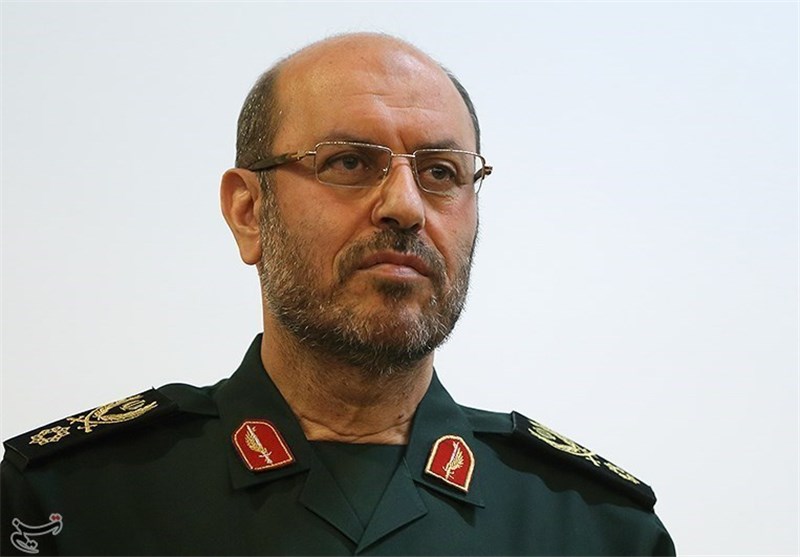 تبریک سردار دهقان به قالیباف و تجلیل از خدمات لاریجانی تبریک سردار دهقان به قالیباف و تجلیل از خدمات لاریجانی