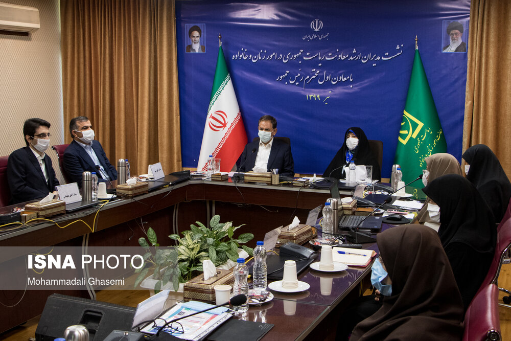 جهانگیری: گفتگو راهکار اصلی حل مسائل بنیادین کشور در حوزههای مختلف است جهانگیری: گفتگو راهکار اصلی حل مسائل بنیادین کشور در حوزههای مختلف است