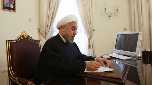 روحانی: هیچ حکومت و دولتی بدون استفاده از ظرفیت‌های مردمی نمی‌تواند در اداره کشور موفق باشد